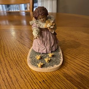 Maud Humphrey Figurine